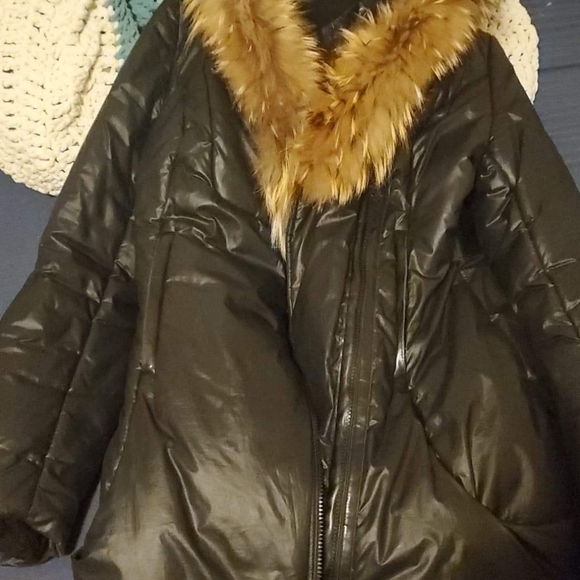 Mackage jacket - Picture 3 of 3